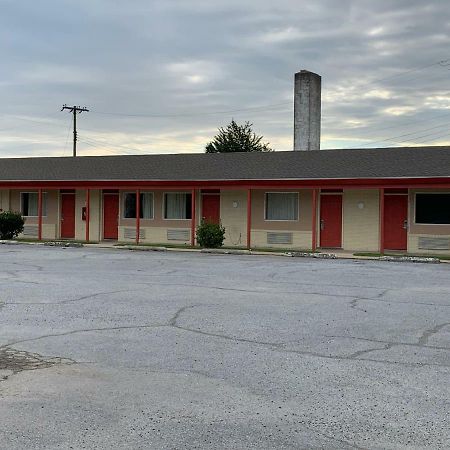 Travelers Budget Inn - Pocomoke Pocomoke City Exterior photo