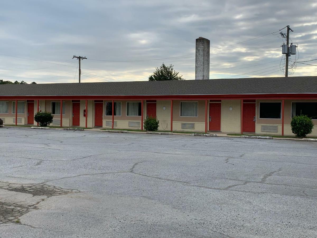 Travelers Budget Inn - Pocomoke Pocomoke City Exterior photo